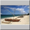 Dar es Salaam - Fischerboote am Strand, Tansania