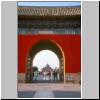 Beijing - Himmelstempelanlage, Chengzhen-Tor, dahinter die Halle des Ernteopfers