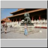 Beijing - Kaiserpalast, rechter Löwe vor dem Tor der Höchsten Harmonie