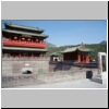 Die Grosse Mauer - Abschnitt bei Juyongguan, ein Tempel im Eingangsbereich