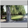 Ming-Gr&auml;ber - die Geisterstra&szlig;e, ein Priester