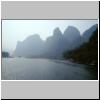 Karsth&uuml;gellandschaft am Li-Flu&szlig; zwischen Zhujiang und Yangshuo
