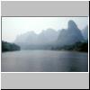 Karsth&uuml;gellandschaft am Li-Flu&szlig; zwischen Zhujiang und Yangshuo