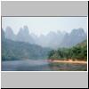 Karsth&uuml;gellandschaft am Li-Flu&szlig; zwischen Zhujiang und Yangshuo