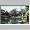 Suzhou - Pavillone und Wandelg&auml;nge am Teich im Garten des Meisters der Netze