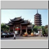 Suzhou - das Eingangstor und die Pagode des Nordtempels