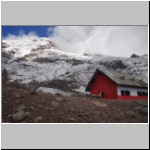 Schutzhütte Refugio Whymper auf 5000 m Höhe am Hang des Chimborazo-Vulkans