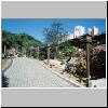 Kowloon - Diamond Hill, Chi Lin Nonnery: in der Gartenanlage des Klosters