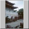 Lantau Island - eine der Gebetshallen im Klosterkomplex Po Lin