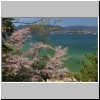 Blick von der Pagode auf der Insel Miyajima auf das Festland