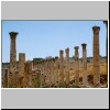 Jerash - Säulen an der Cardo (Blick Richtung Südwesten)