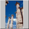 Jerash - Säulen des Artemistempels mit korinthischen Kapitellen