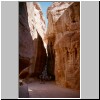 im Siq - unterwegs nach Petra, unten links: eine nabatäische Wasserleitung