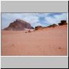 Wadi Rum - Felsformationen und roter Sand