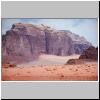 Wadi Rum - Felsformationen und roter Sand