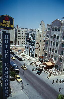 Amman - Fensterausblick aus dem Commodore Hotel im Stadtteil Shmeisani