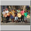 eine Musikergruppe im Zentrum von Santa Maria, Sal