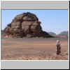 Akakus-Gebirge - Felsformationen und ein Tuareg