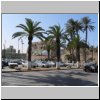 Tripolis - Grüner Platz, hinten das Kastell mit dem Nationalmuseum