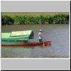Kuching - ein Boot auf dem Santubong Fluss