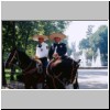 Mexiko City - Polizisten in traditionellen Uniformen im Alameda-Park