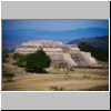 Monte Alban - Blick von der südlichen Plattform nach Nordwesten (System IV)