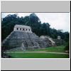 Palenque - Tempel der Inschriften, rechts Tempel XIII und XII