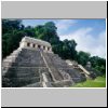 Palenque - Tempel der Inschriften, rechts Tempel XIII und XII