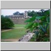 Palenque - Gran Palacio (Westseite), Blick vom Tempel XII aus