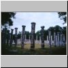 Chichen Itza - Säulen um einen Platz im Ostteil der Anlage (in der Nähe des Platzes der Gehauenen Säulen)