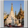 Yangon - Shwedagon Pagode, Bauwerke östlich des Zentralstupas