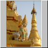 Yangon - Shwedagon Pagode, Figuren vor dem Zentralstupa