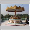 Yangon - Kyauk Htat Gyi Pagode, ein Altar