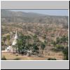 Mingun - Blick von der Ruine der Mingun Paya Pagode auf die Umgebung