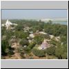 Mingun - Blick von der Ruine der Mingun Paya Pagode auf die Umgebung, hinten links die Hsinbyume Paya Pagode