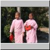 Nyaung Shwe - junge Nonnen auf der Straße