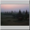 Bagan - Blick von der Mi-nyein-gon Pagode beim Sonnenaufgang