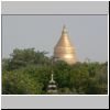 Bagan - Blick von der Gu-byauk-guy Pagode auf die goldene Kuppel der Shwe-zi-gon Pagode