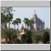 Bagan - That-byin-nyu Tempel, Blick von der alten Straße zwischen Old Bagan und Nyaung-U