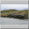Feuerland - Inseln im Beagle-Kanal, dahinter die Gebirgszüge des Feuerlandes