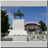 Punta Arenas - ein Denkmal gegenüber dem Salesianer-Museum