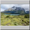 Torres del Paine NP - Wanderung von Salto Grando Wasserfall entlang des Ufers des Lago Nordenskjöld Richtung Cuernos-Gipfel