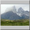 Torres del Paine NP - Wanderung von Salto Grando Wasserfall entlang des Ufers des Lago Nordenskjöld Richtung Cuernos-Gipfel