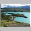 Torres del Paine - Wanderung vom Campingplatz Pehoé zum Aussichtspunkt Mirador Condor, Blick auf den Lago Pehoé und den Campingplatz