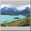 Torres del Paine - Wanderung vom Campingplatz Pehoé zum Aussichtspunkt Mirador Condor, Blick auf die Cuernos und den Lago Pehoé