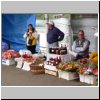 Valdivia  Markt an der Costanera, dahinter der Rio Calle-Calle