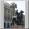 Santiago de Chile  das Denkmal von Pedro de Valdivia (Gründer von Santiago) an der Plaza de Armas
