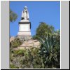 Santiago de Chile  Aussichtshügel Cerro Santa Lucia, Denkmal von einem Bischof