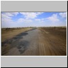 Straße zwischen Buchara und Chiwa durch die Kysylkum-Wüste