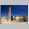 Kalon Minarett und blaue Kuppel der Mir-i-Arab-Medrese, Buchara
